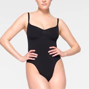 SKIMS seamless sculpting bodysuit